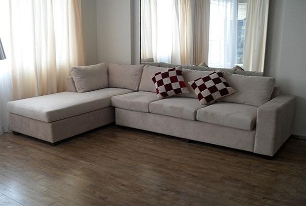 Cách làm sạch sofa nỉ